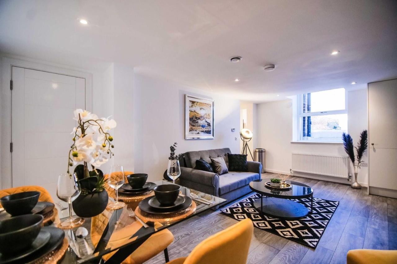 Apartment 1 - The Crescent - York — Photos 1